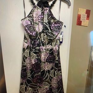 Apt 9 silky halter dress - medium petite - Brand New